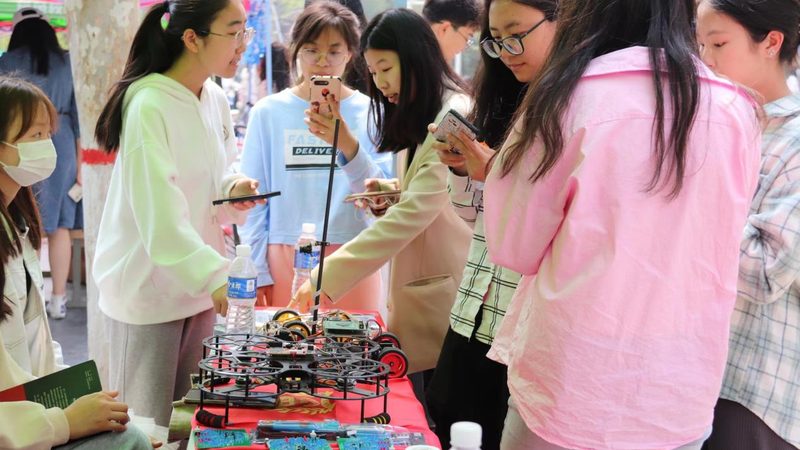 Kong API网关与反向代理：本质区别与适用场景解析
